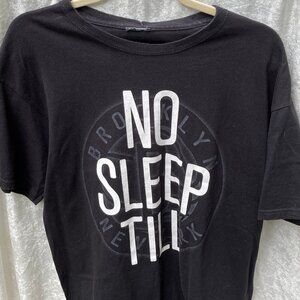 NY Nets No Sleep Till Brooklyn T Shirt Size L